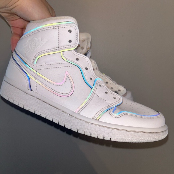 White reflective iridescent nike air jordan mid - Picture 5 of 5